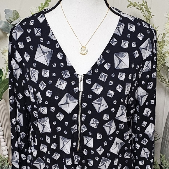 MICHAEL KORS | QAURTER ZIP STUDDED PRINTED V-NECK SHIRT DRESS - Picture 7 of 16